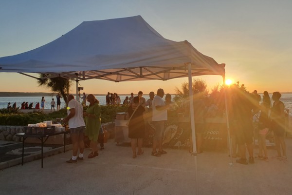 "Ribarske fe&scaron;tice"