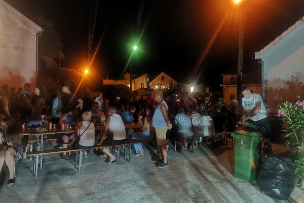 "Velebitski &scaron;kamp - neispričana priča"